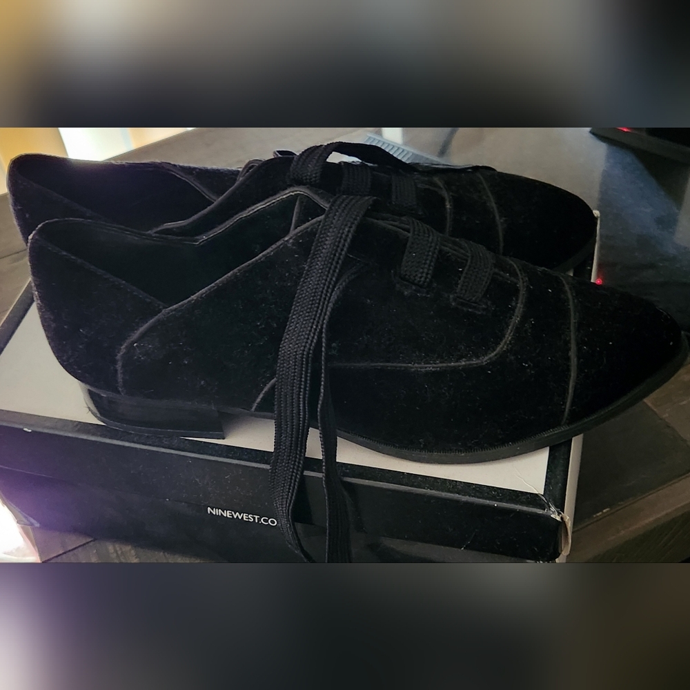 Size 12 Velvet pointy toe flats - Picture 3 of 5